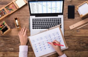 fiscal year vs calendar year for business taxes